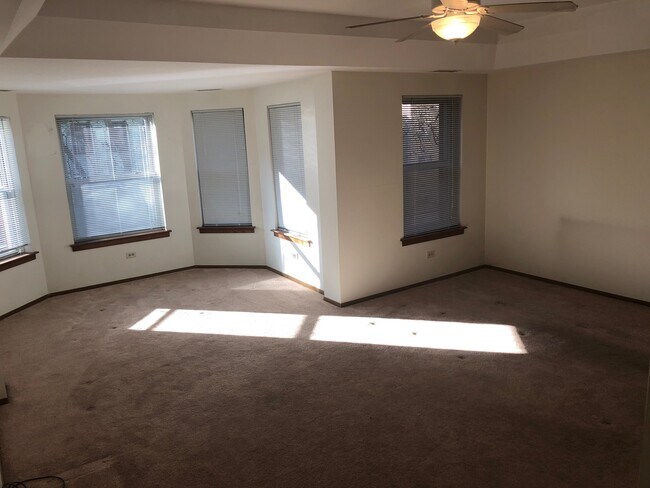 Foto del edificio - 2615 N Hampden Ct