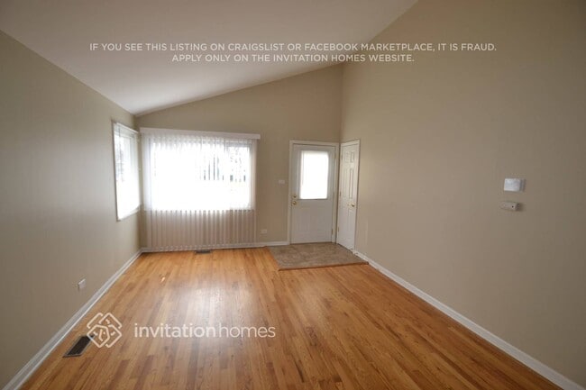 Building Photo - 611 N Biermann Ave