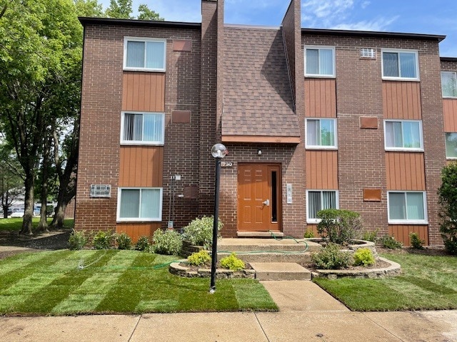 Building Photo - 705-796 Court of Spruce