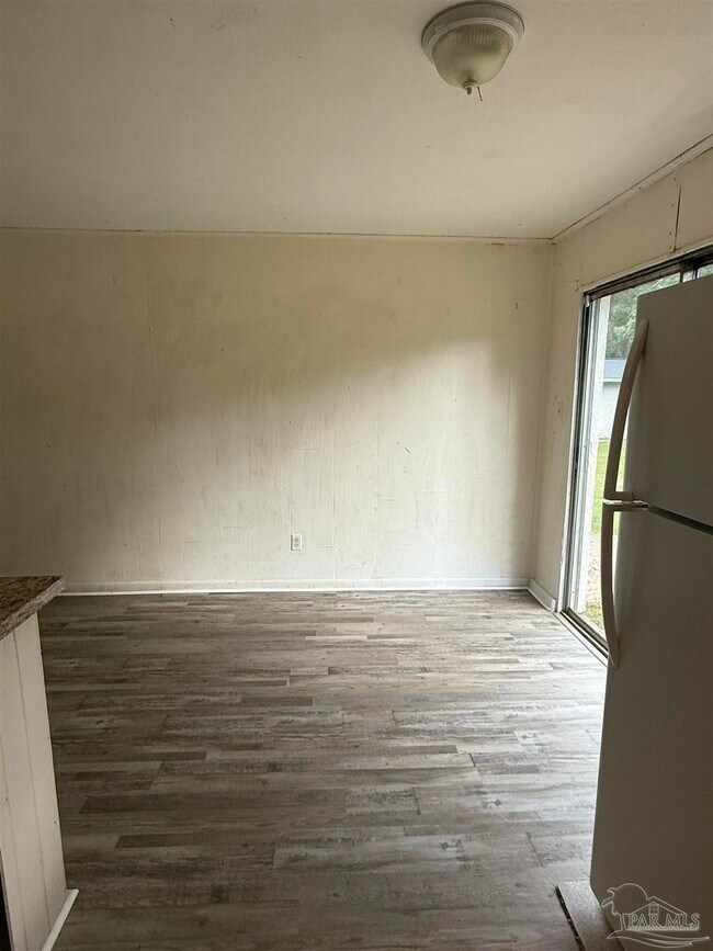 Foto del edificio - 671 E Olive Rd