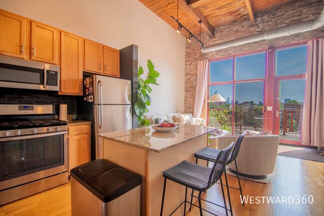 Foto del edificio - 1061 W 16th St