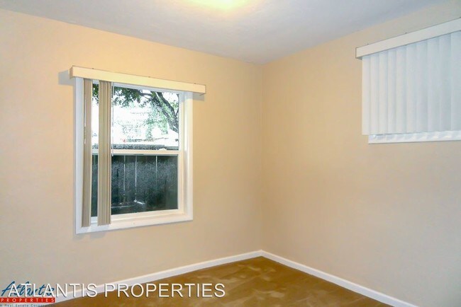 Foto del edificio - 601 Middle Rd
