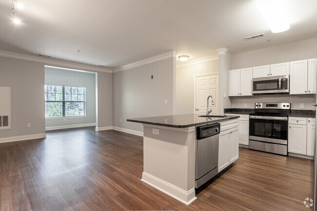 2BR, 2BA - The Commons at Boston Road