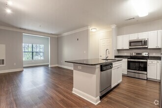 2BR, 2BA - The Commons at Boston Road