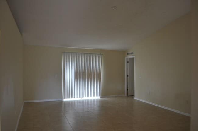 Building Photo - Indian Trails Home