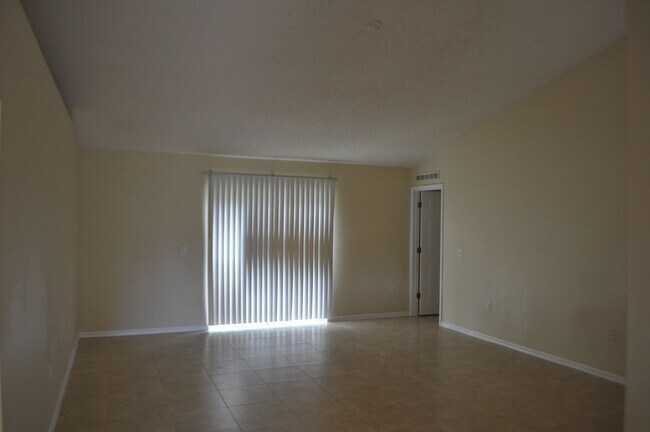 Foto del edificio - Indian Trails Home