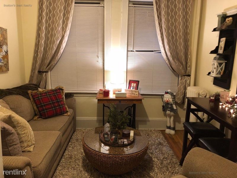 Foto principal - 1316 Commonwealth Avenue