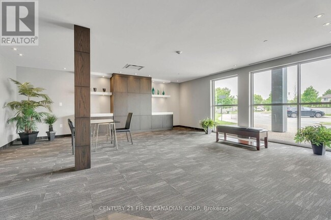 Building Photo - 1705-1705 Fiddlehead Pl