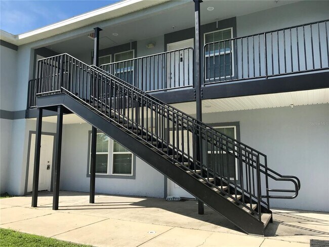 Foto del edificio - 284 Gardner Ln