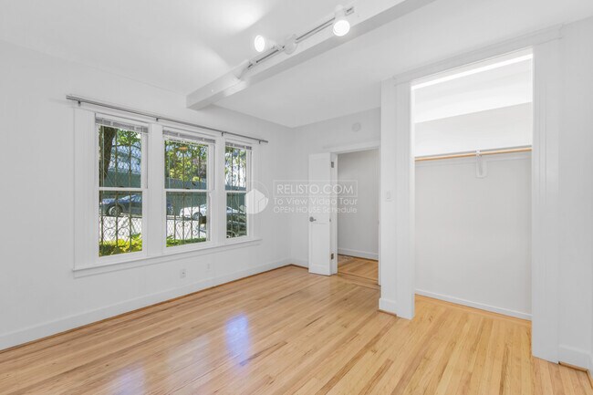 Foto del edificio - 4725 18th St