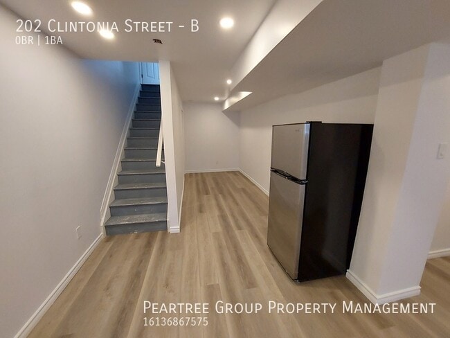 Building Photo - Charming Clintonia - Basement Studio in St...