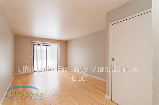 Foto del edificio - 822 Carrier Creek Blvd NE - 101