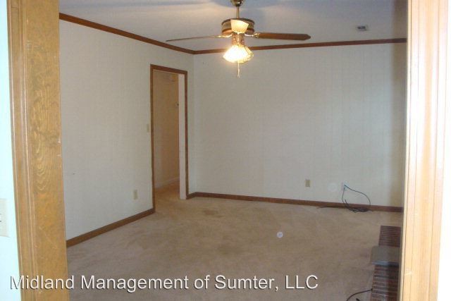 Building Photo - 3 br, 2 bath House - 1115 Twin Lakes Drive