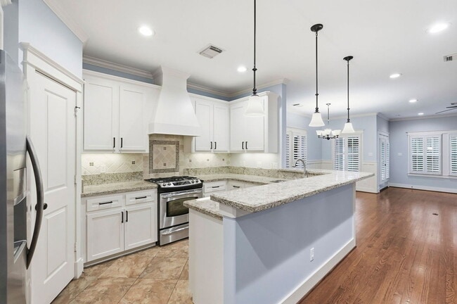 Building Photo - 1521 Prince St