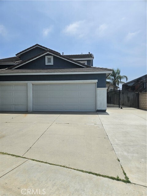 Building Photo - 6619 Pembroke Ct