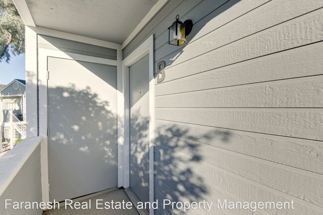 Building Photo - 2 br, 1 bath House - 4231 Terrestrial Ln #B