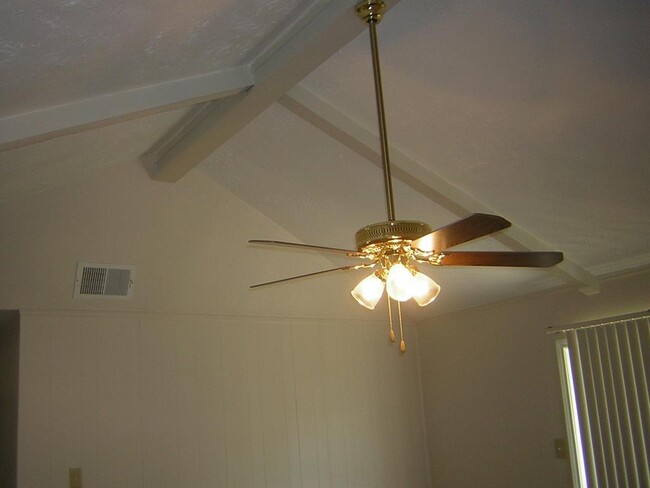 Building Photo - 2167 Drayton Ln