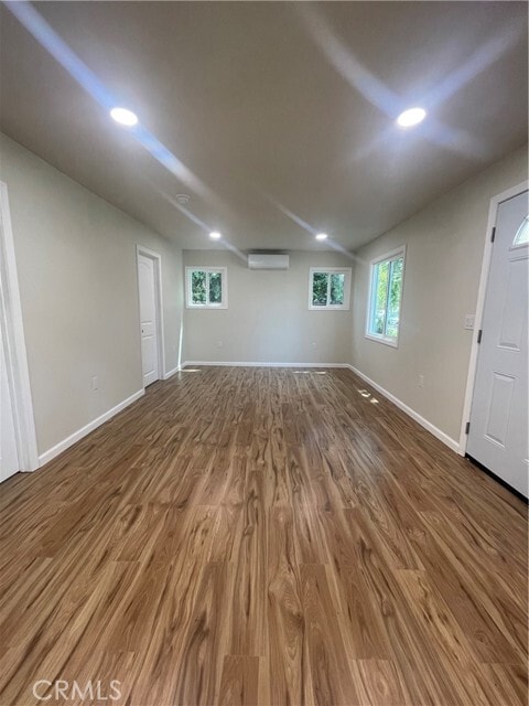 Foto del edificio - 500 S Illinois St