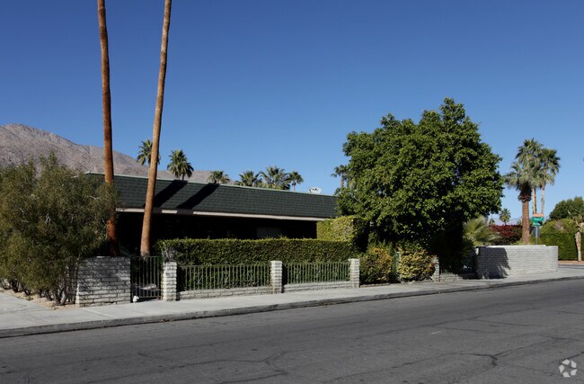 Building Photo - 621 S Warm Sands Dr