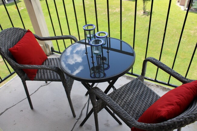 3rd floor balcony - 2550 N Alafaya Trl