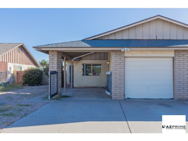 Foto del edificio - Exceptional 3/2 Tempe Townhouse - Modern Comfort in a Prime Location!