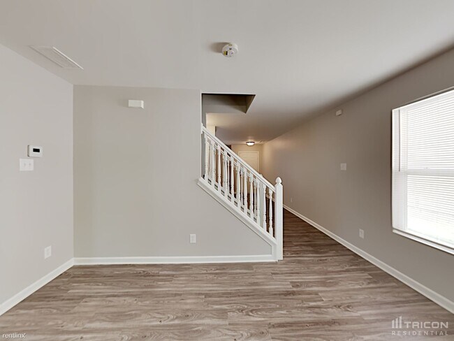 Foto del edificio - 5537 Idlewild Rd N