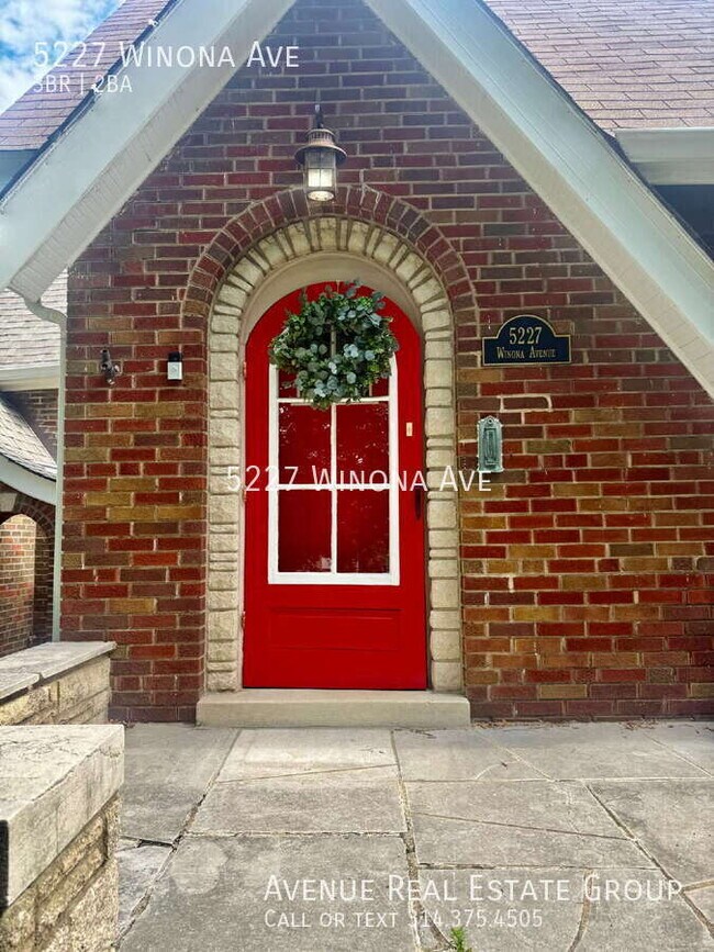 Foto del edificio - 5227 Winona Ave