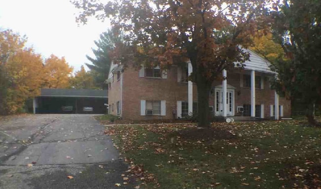 Exterior photo - 174 S Fremont St NE