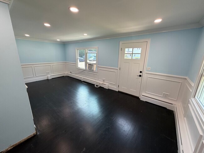 Foto del edificio - 305 Smithtown Blvd