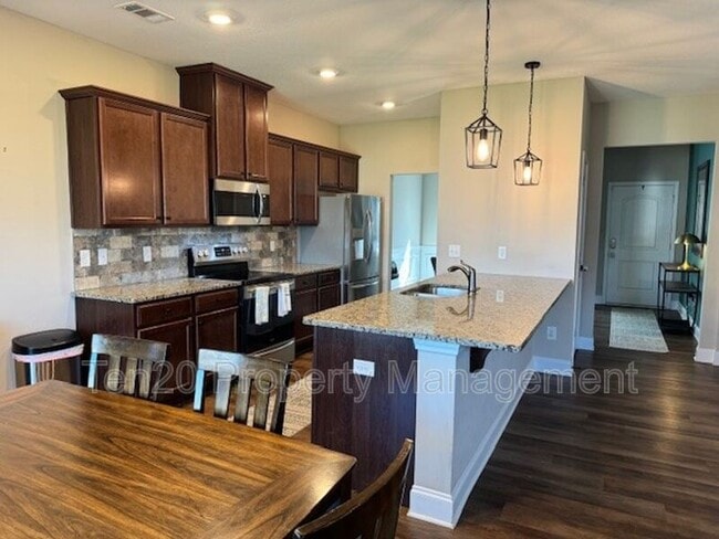 Foto del edificio - 35 White Oak Pl