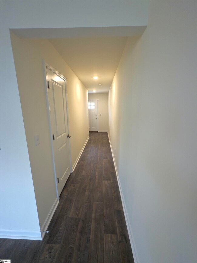 Foto del edificio - 6068 Willutuck Dr