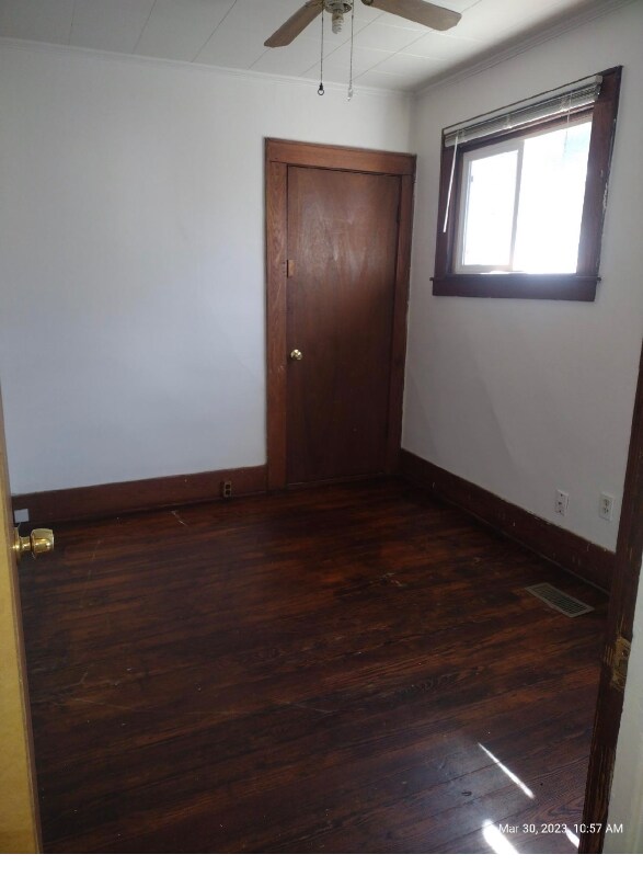 Foto del edificio - 214 S 8th St
