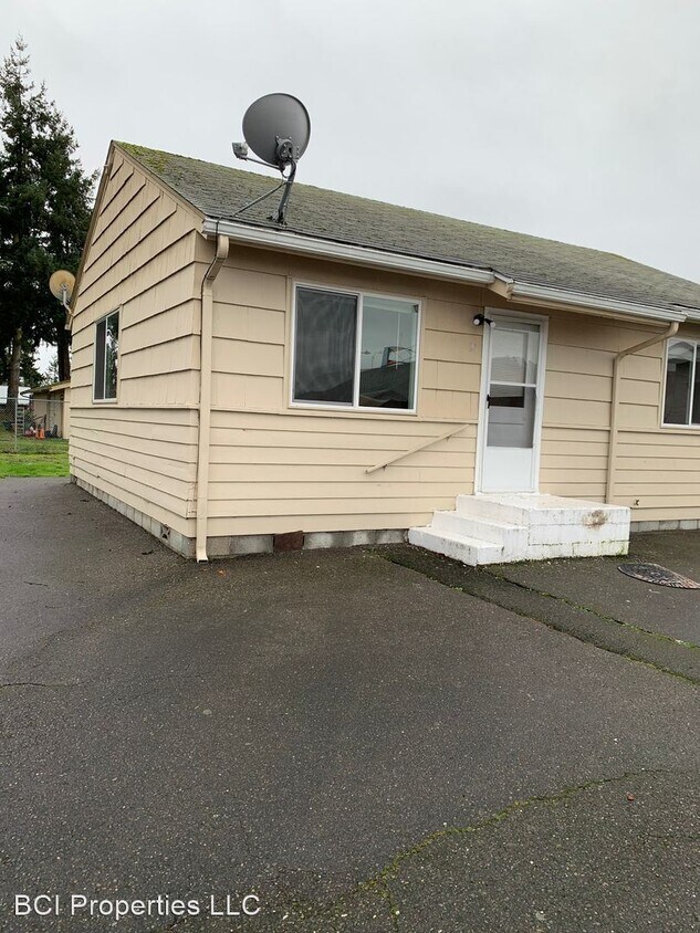 Foto principal - 3718 Steilacoom Blvd SW