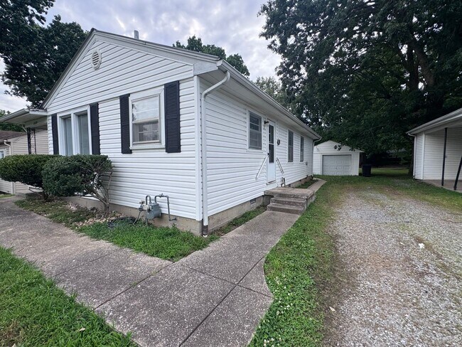 Foto del edificio - House in Paducah City Limits