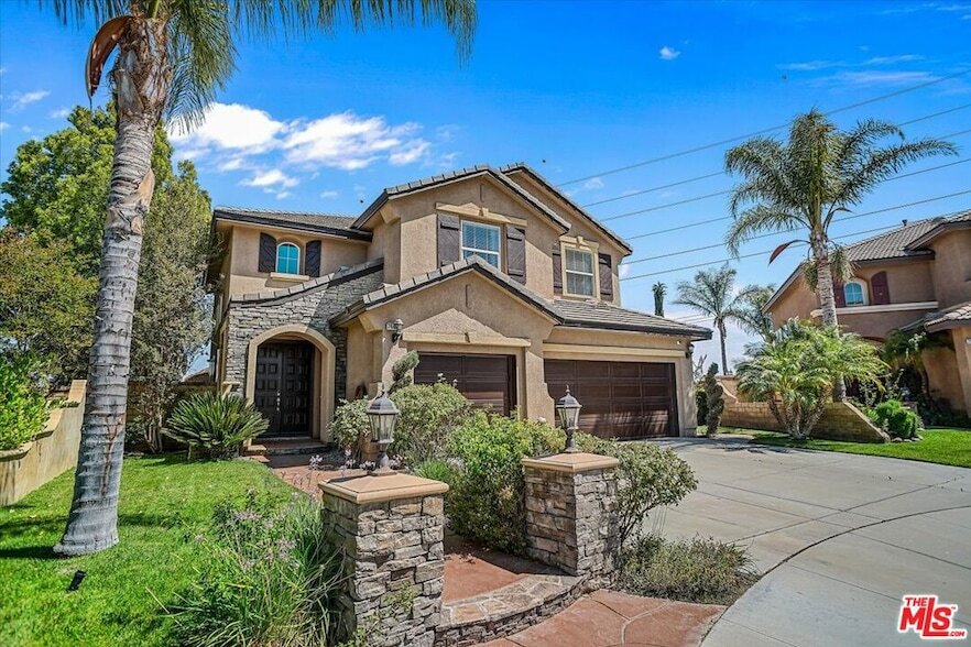 Primary Photo - 28760 Bridger Ct