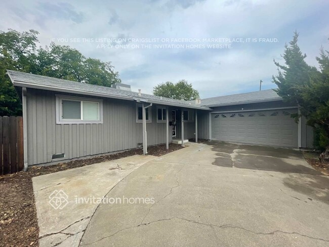 Foto del edificio - 4409 Chapel Way