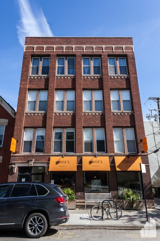 Primary Photo - 2018 W Wabansia Ave