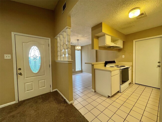 Foto del edificio - 1510 N Avenue Q