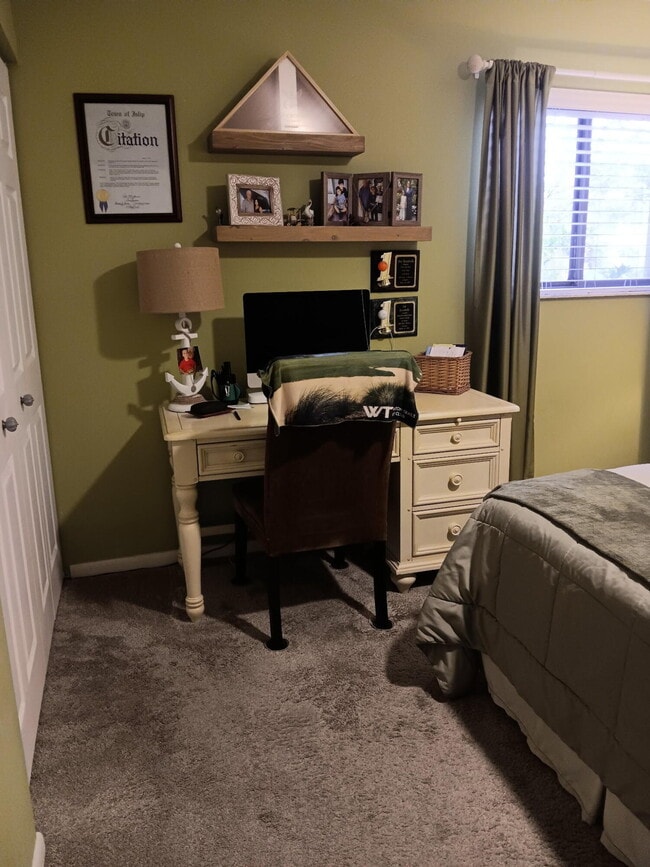 Building Photo - 5701 Fairway Park Dr