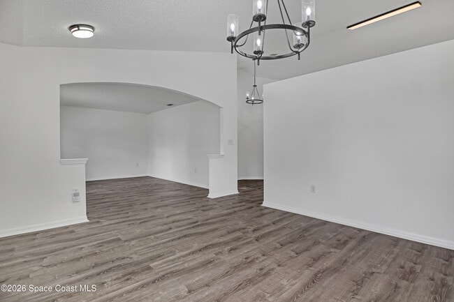 Foto del edificio - 1561 Sandusky St SE