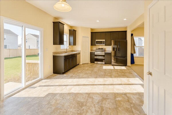 Foto del edificio - 5321 Karst Cir