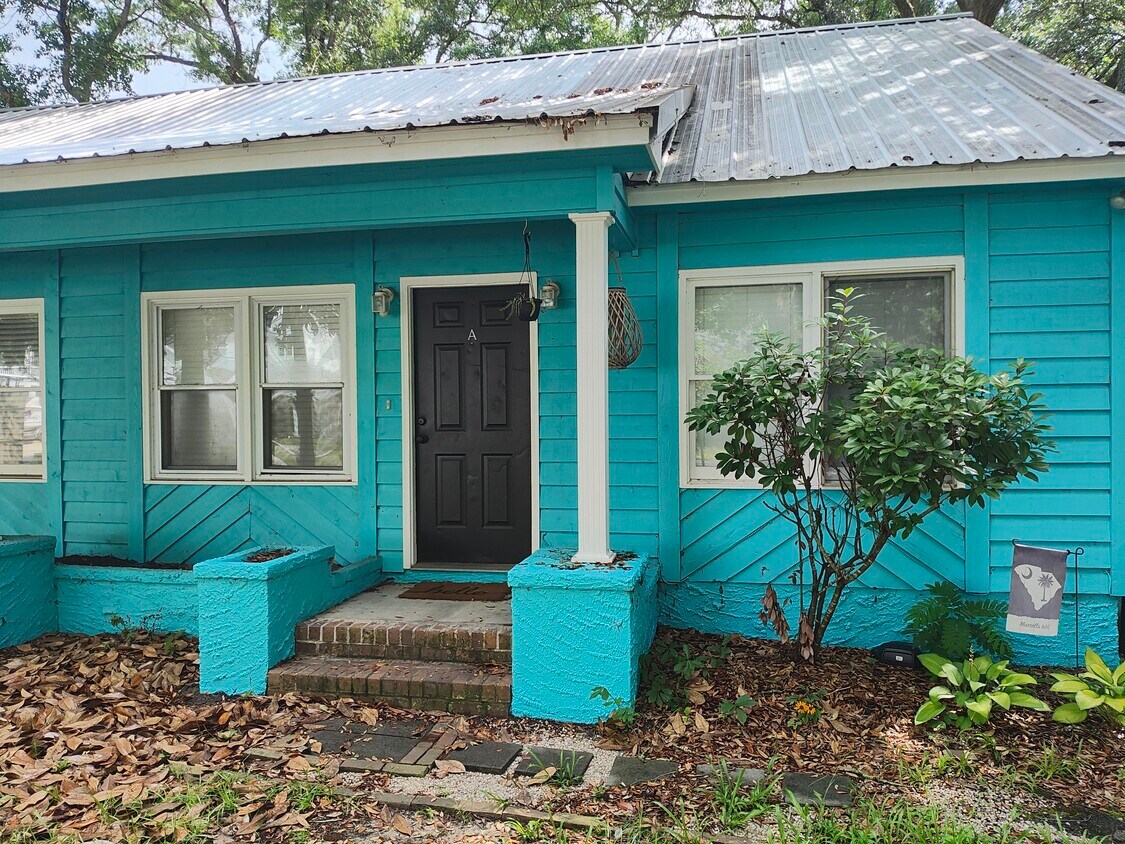 Foto del edificio - 568 Mary Lou Ave