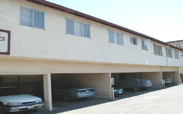 Foto del edificio - Coleman Oaks