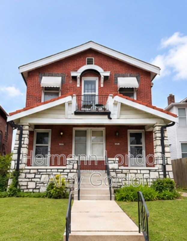 Building Photo - 5046 Winona Ave