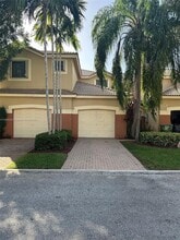 Building Photo - 4295 Vineyard Cir