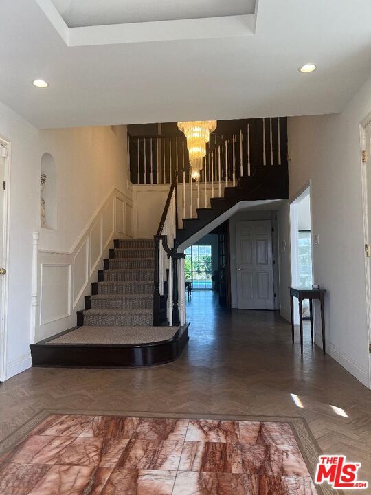 Foto del edificio - 12112 Woodley Ave