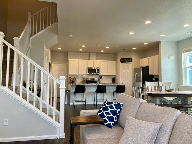 Foto del edificio - 6656 Argonne St