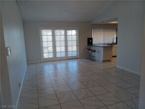 Building Photo - 6221 Peppermill Dr