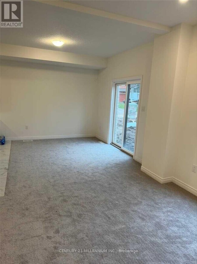 Building Photo - 7 Alayche Trl