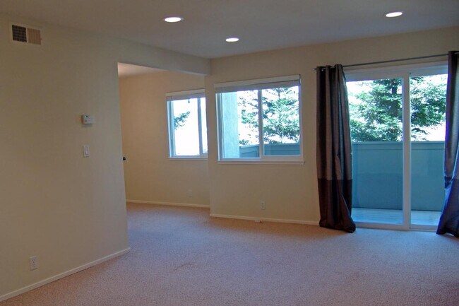 Foto del edificio - 1800 Cole Ave